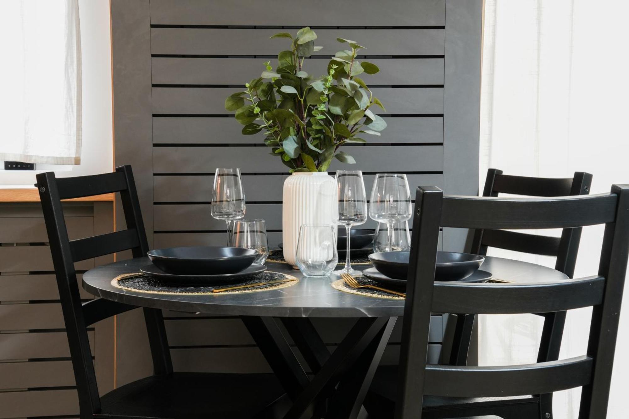 Sara - Stylish Apt With Balcony Near Piata Obor Bucureşti Exterior foto